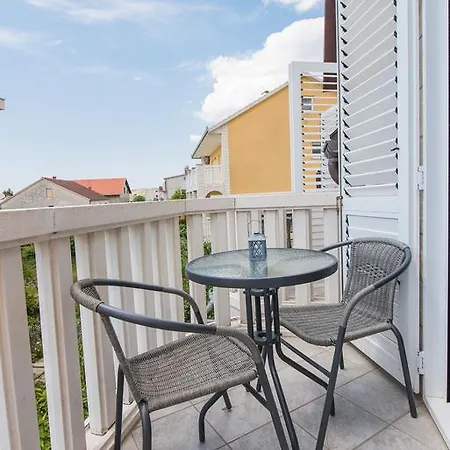 Mandic Apartment *